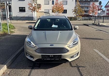 Ford Focus Turnier Titanium TÜV NEU / Euro 6