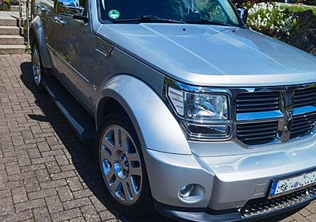 Dodge Nitro SXT 2.8 CRD 4WD Autom. SXT