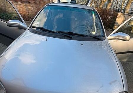 Opel Corsa 1.2 16V Edition 100 Cool Automatik