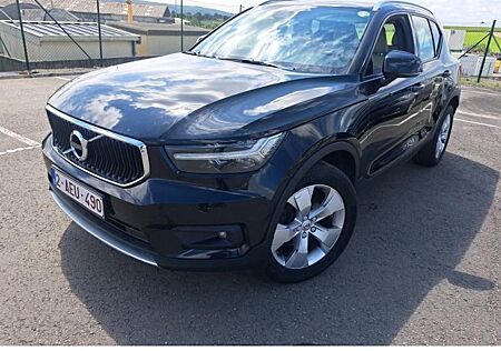 Volvo XC 40 2.0 D3 Momentum Aut. LED-Xenon Virtual Na