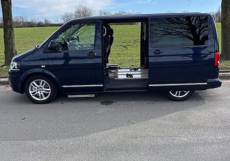 VW T5 Multivan Volkswagen T5 Rollstuhlgerecht Multiv. Vollausstattung TOP