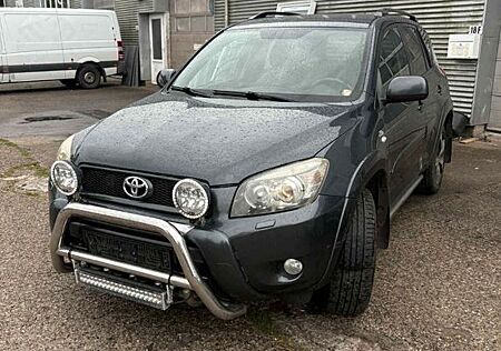Toyota RAV 4 2,2 D-4D D-CAT VAN