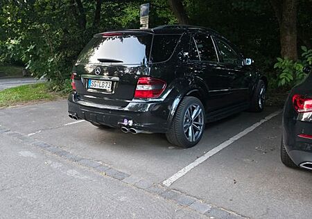 Mercedes-Benz ML 63 AMG 4MATIC AMG