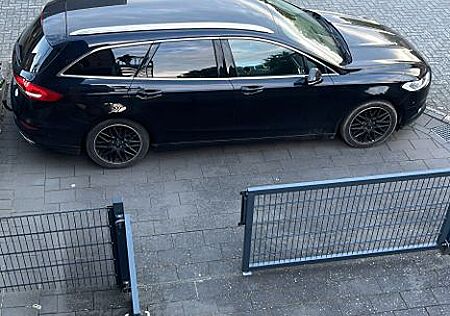Ford Mondeo 2,0 TDCi 132kW Business Turnier P-Shi...