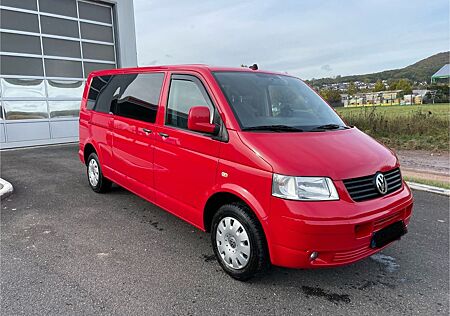 VW T5 Caravelle Volkswagen / mobiles Campingbett