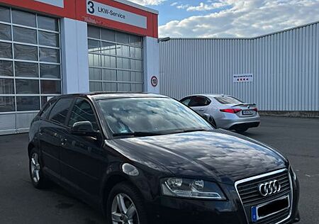 Audi A3 2.0 TDI (DPF) Ambiente Sportback Ambiente