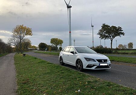 Seat Leon ST CUPRA 300 4Drive/OPF /1.Hand/Scheckheft