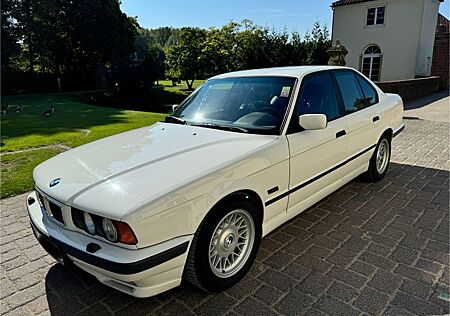 BMW 540iA 540 E34 Limousine Youngtimer