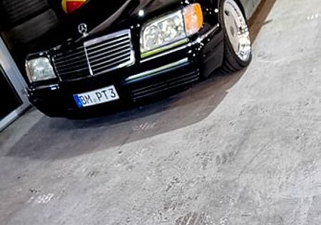 Mercedes-Benz S 320 -