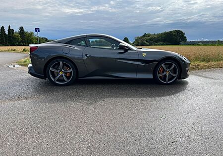 Ferrari Portofino 3.9 T V8 DCT