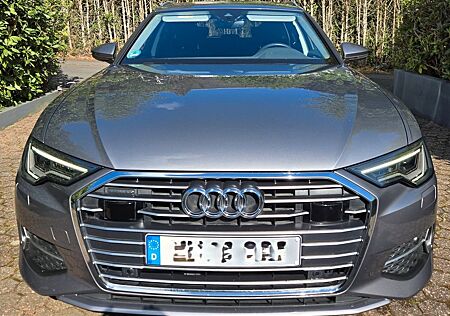 Audi A6 Avant 45 TDI Sport Tiptronic/AAS/AHK/StHz/AWD