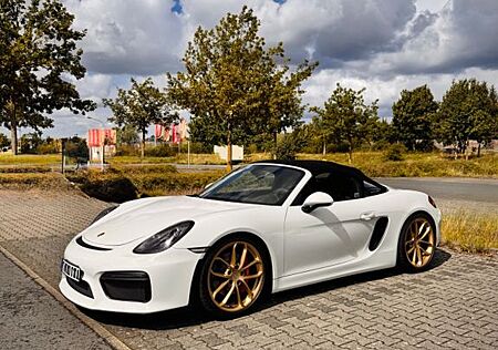 Porsche Boxster Spyder mit 918 Sitzen