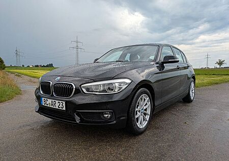 BMW 118i Advantage LED Navi