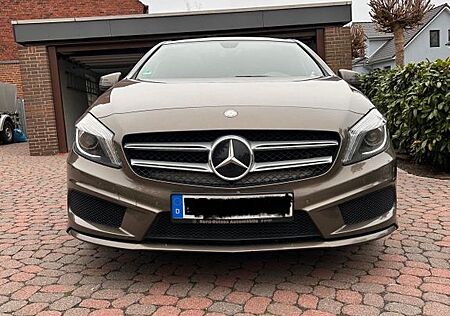 Mercedes-Benz A 250 AMG Line DCT AMG Line