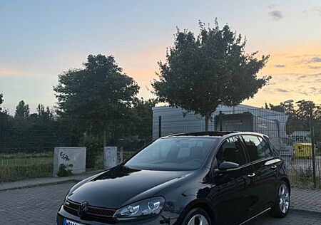 VW Golf Volkswagen 2.0 TSI GTI GTI