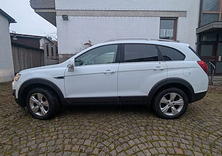 Chevrolet Captiva 2.2 LT+ 4WD 7-Sitzer LT+