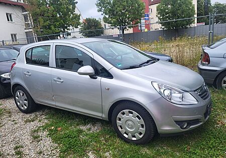 Opel Corsa D Edition 1.2 *Klima* 5 Türig*130.000km*