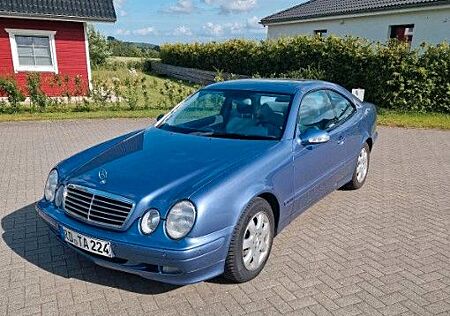 Mercedes-Benz CLK 200 KOMPRESSOR AVANTGARDE Avantgarde