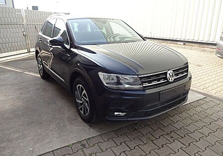 VW Tiguan Volkswagen Sound BMT/Start-Stopp 4Motion