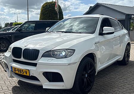 BMW X6 gebraucht kaufen BMW X6M X6 4.4i M V8 555PK Weiß 2009 Youngtimer Schi