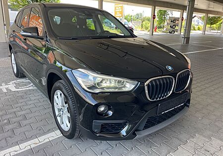 BMW X1 Baureihe sDrive 18 i Advantage