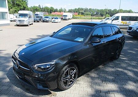 Mercedes-Benz E 300 E300 deT AMG Night Pano Distro AHK 360 Burmester