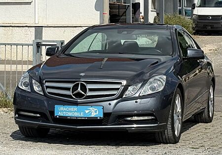 Mercedes-Benz E 220 E -Klasse Coupe CDI BlueEfficiency