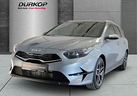 Kia Cee'd Ceed SW 1.5 T-GDI DCT7 Navi Winterpaket LED Rück