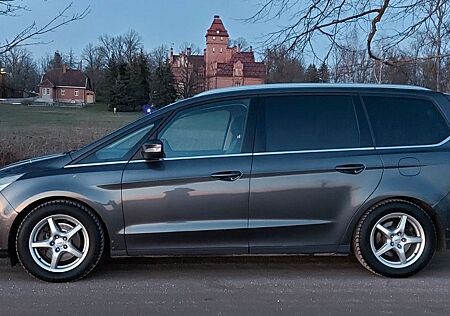 Ford Galaxy 2,0 TDCi 132kW, Allrad, 7 Sitzer, Leder