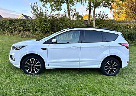 Ford Kuga 1,5 EcoBoost ST Line