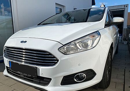 Ford S-Max 2,0TDCi 132kW Business Ed PowerShift B...