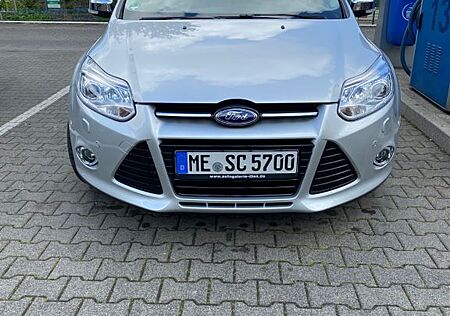 Ford Focus 1,6 EcoBoost 110kW Titanium Titanium