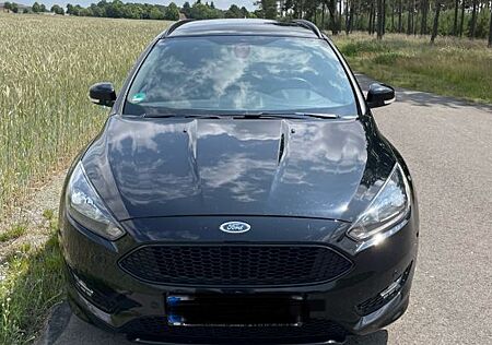 Ford Focus 1,5 EcoBoost 110kW ST-Line Black Turni...