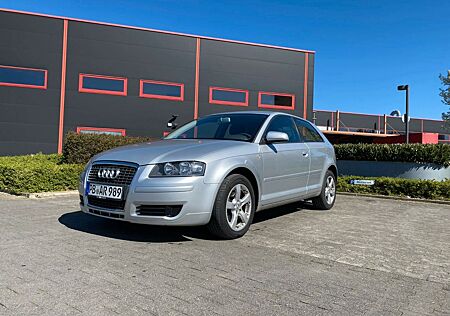 Audi A3 | 1.6 Benziner | 3-Türer | 102 PS | Alufelgen