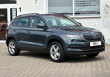 Skoda Karoq Ambition AHK KAMERA SHZ Allwetterr. TÜV