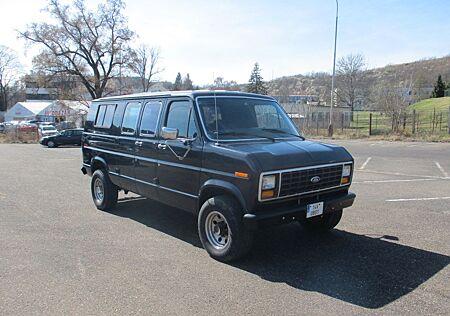 Ford Econoline E350 7.2 diesel
