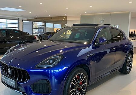 Maserati Grecale Modena Panoramadach/ Sonus Faber