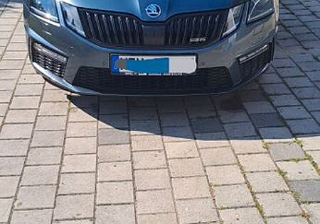 Skoda Octavia 2.0 TDI SCR DSG RS Combi RS