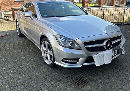 Mercedes-Benz CLS 500 4MATIC -