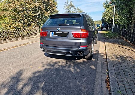 BMW X5 xDrive25d - Garage* sehr gepflegt