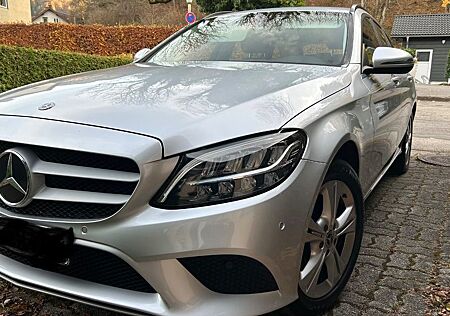Mercedes-Benz C 220 d T Autom. -