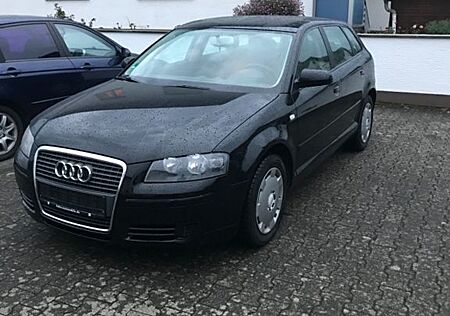 Audi A3 Sportback 1,6 Benzin