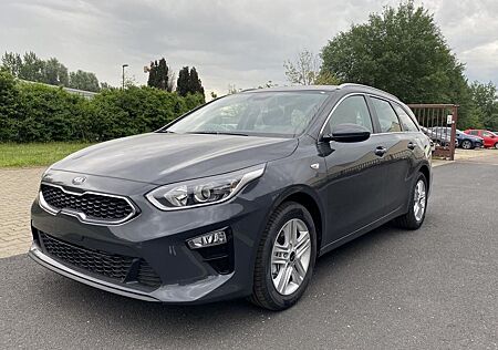 Kia Cee'd Sportswagon Ceed SW 1.5 T-GDI DCT VISION KOMFORT Bluetooth