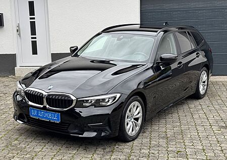 BMW 320d Touring Advantage/Navigation/Sportsitze/LED