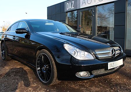 Mercedes-Benz CLS 300 *Navi*PDC*Leder*Xenon*