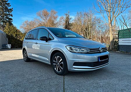 VW Touran Volkswagen 2.0 TDI SCR DSG IQ.DRIVE IQ.DRIVE