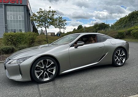 Lexus LC 500 500 -