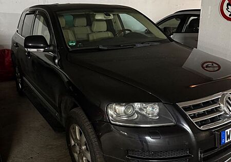 VW Touareg Volkswagen 3.0 V6 TDI Tiptronic Individual Indi...