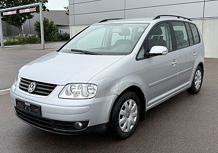 VW Touran Volkswagen 2.0 TDI "Trendline" PDC AHK ALU KLIMAAUTO