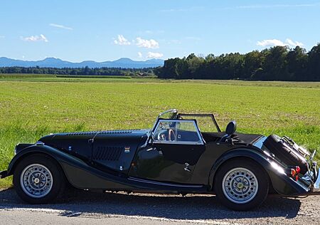 Morgan Plus 8
